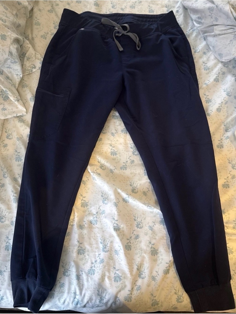 Woman’s Navy Jogger Pants with Drawstring Waist